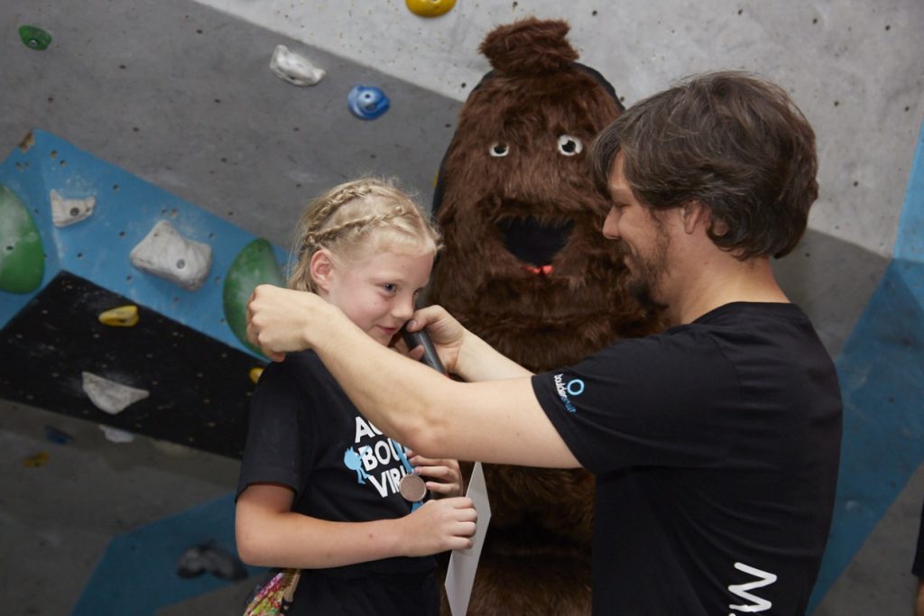 Bei unserem Boulderkids Cup ist das Boulderfieber ausgebrochen.