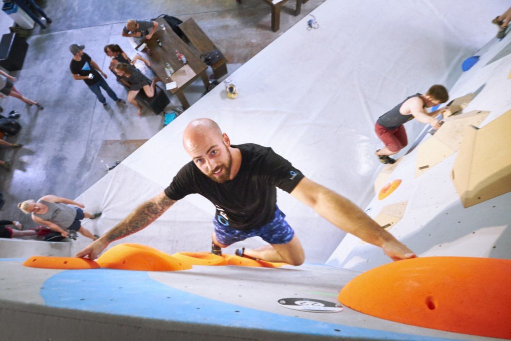 Unsere erste SUMMER SESSION in der Boulderwelt Frankfurt mit 30 fetten Boulder Highlights und dem Münchner Worldcup 2018 im Livestream