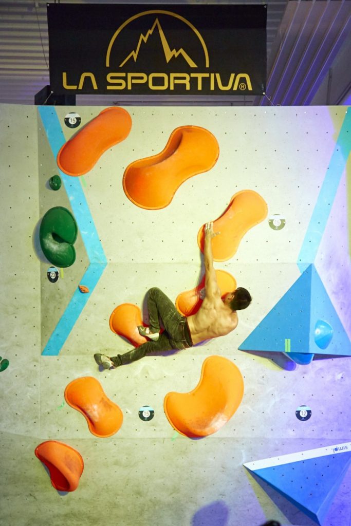 Unsere erste SUMMER SESSION in der Boulderwelt Frankfurt mit 30 fetten Boulder Highlights und dem Münchner Worldcup 2018 im Livestream