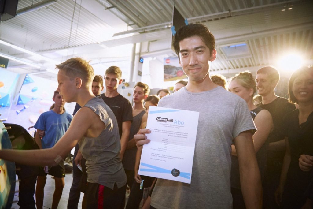 Unsere erste SUMMER SESSION in der Boulderwelt Frankfurt mit 30 fetten Boulder Highlights und dem Münchner Worldcup 2018 im Livestream
